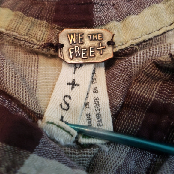 Free People Top Size Small Long Sleeve Plaid Button Down Shirt Crochet Open Back - Picture 4 of 6